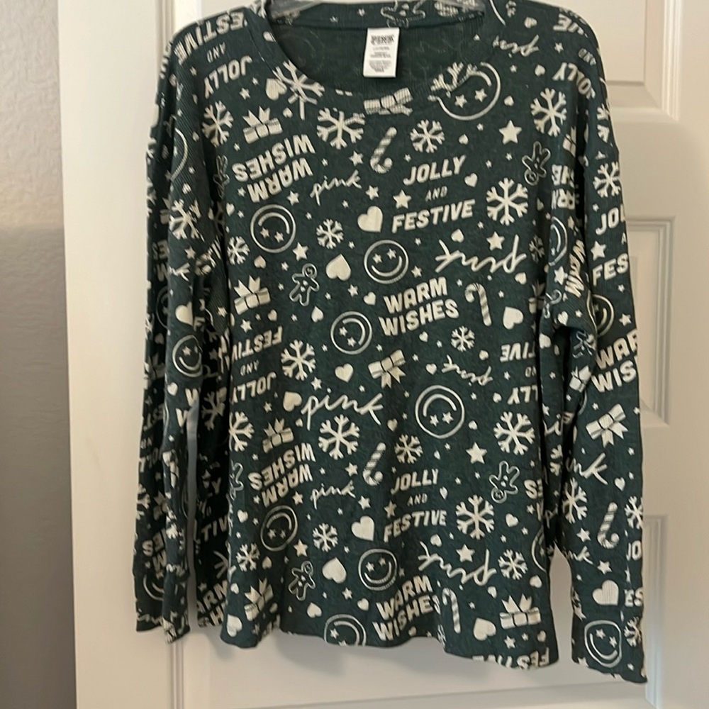 Pink thermal pajama top green and white size large long sleeve festive Christmas